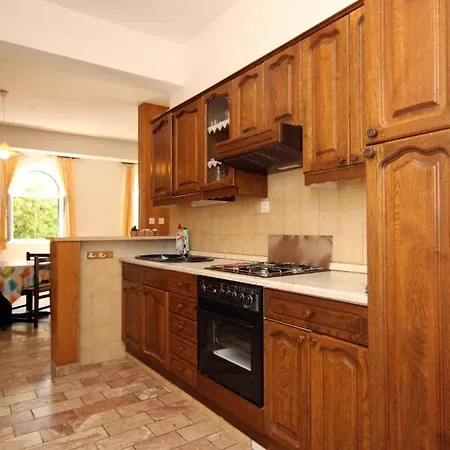 Apartments By The Sea Brist, Makarska - 505 * Podaca